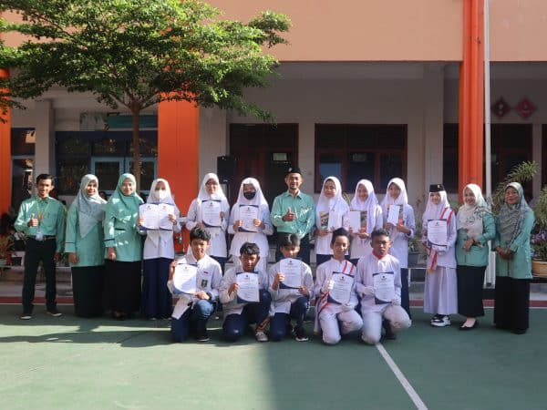 Budaya Apresiasi: Membangun Semangat Berprestasi di SMP Muhammadiyah 1 Depok